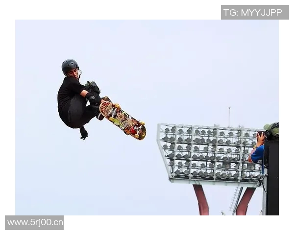 极限运动战术解析上海极限运动队的防守与进攻体系探讨 极限运动战术解析上海极限运动队的防守与进攻体系探讨